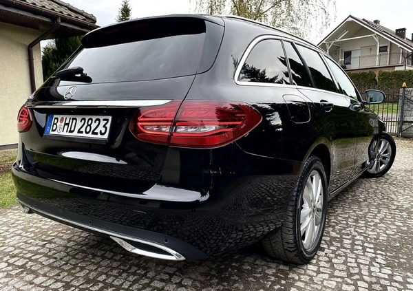 Mercedes-Benz Klasa C cena 79900 przebieg: 176000, rok produkcji 2019 z Gorlice małe 704